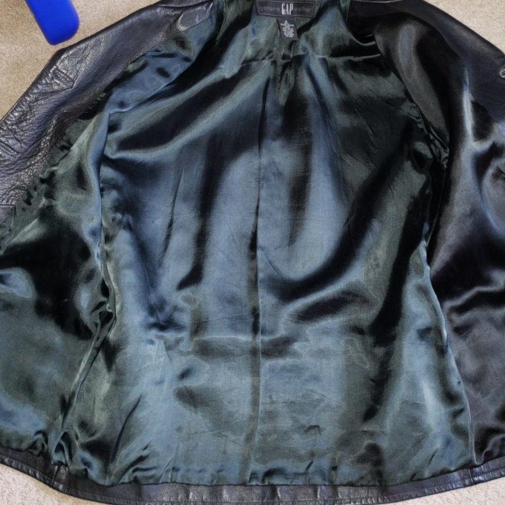 100% LEATHER MED GAP COAT 12+yrs old GUC no tears - Picture 6 of 8